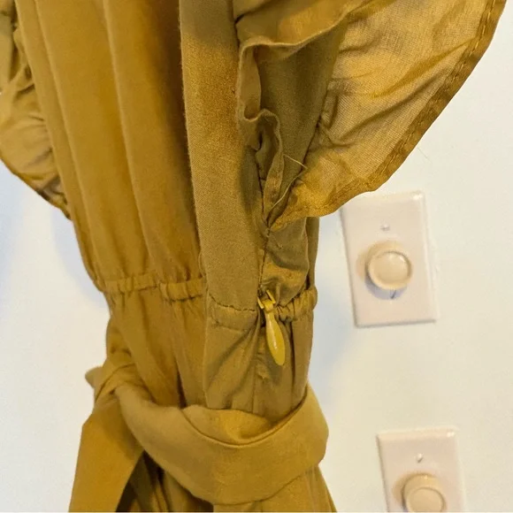 Marie Oliver || Juliet Silk-Blend Belted Ruffle Midi Dress in Green Large - Picture 6 of 10